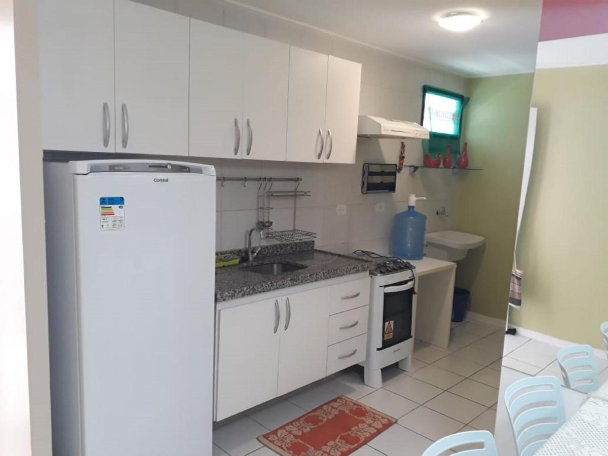 Na Beira Mar De Pajucara- Edif Neo- Apartamento Quarto E Sala - Possui Varanda- Vista Lateral Do Mar -Rua Julio Plech Filho 60 Esquina Com Avenida Doutor Antonio Gouveia - Consumo Eletrico E Pago No Ckeck-Out 1Kwh E 1,35 Reias- Tem Tela De Protecao Daire Maceió Dış mekan fotoğraf