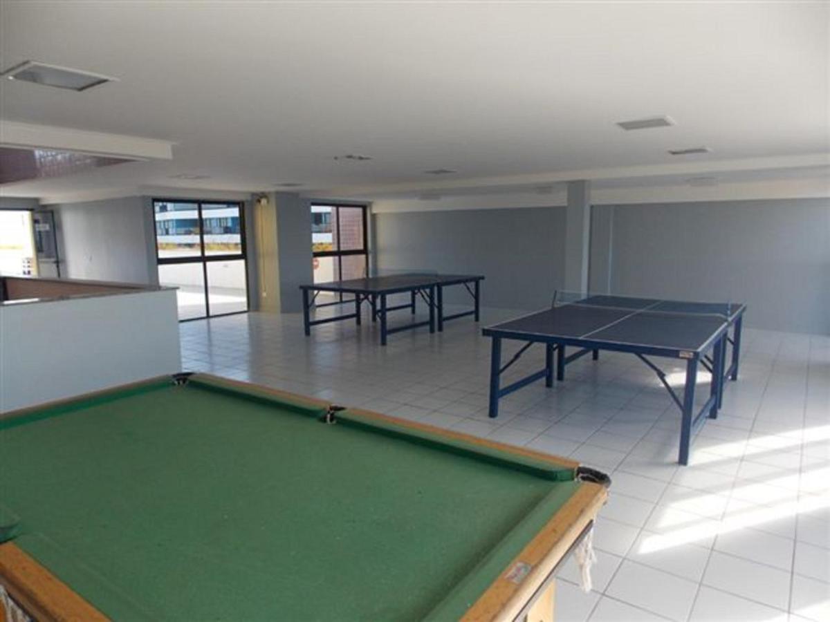 Na Beira Mar De Pajucara- Edif Neo- Apartamento Quarto E Sala - Possui Varanda- Vista Lateral Do Mar -Rua Julio Plech Filho 60 Esquina Com Avenida Doutor Antonio Gouveia - Consumo Eletrico E Pago No Ckeck-Out 1Kwh E 1,35 Reias- Tem Tela De Protecao Daire Maceió Dış mekan fotoğraf